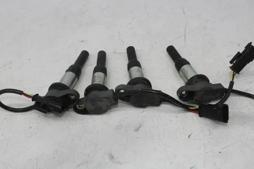 18-21 DUCATI PANIGALE V4 SPECIALE IGNITION COILS COIL SPARK PLUG CAPS SET