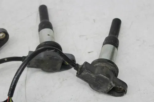 18-21 DUCATI PANIGALE V4 SPECIALE IGNITION COILS COIL SPARK PLUG CAPS SET