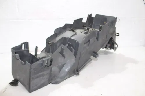1997 YAMAHA YZF600R REAR TAIL UNDERTAIL FAIRING COWL FENDER battery tray