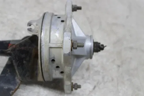 1987 Polaris Cyclone 250X FRONT WHEEL RIGHT HUB SPINDLE