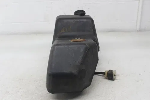2007 KUBOTA RTV900 TURF UTILITY GAS TANK FUEL PETROL RESERVOIR W IN-LINE FILTER