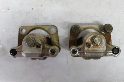 14 POLARIS RZR 570 LEFT RIGHT REAR BACK BRAKE CALIPERS