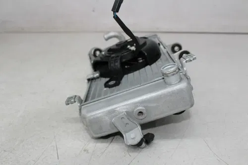 18-22 SUZUKI GSX250R ENGINE RADIATOR MOTOR COOLER COOLING RADIATER FAN