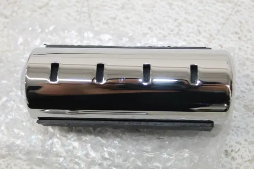 NEW HARLEY DAVIDSON FRONT RIGHT FOOT PEG HIGHWAY PEG CHROME