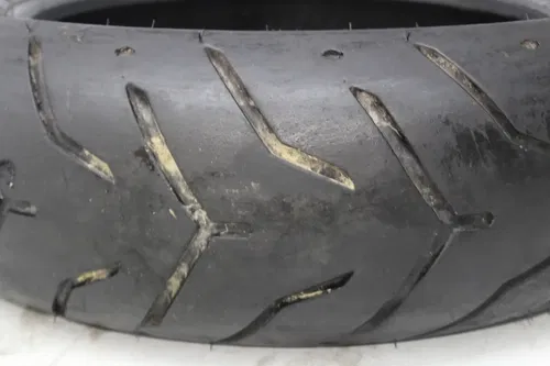 HARLEY DAVIDSON DUNLOP D407T 180/65 B16 M/C 81H REAR BACK TIRE (TREAD:7/32NDS)