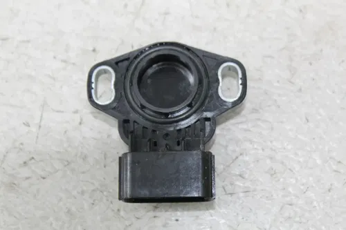 22 TRIUMPH STREET TRIPLE RS TPS THROTTLE POSITION SENSOR
