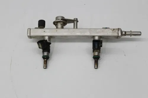 20-21 POLARIS RZR S 1000 PREMIUM PETROL GAS FUEL INJECTOR INJECTORS RAIL