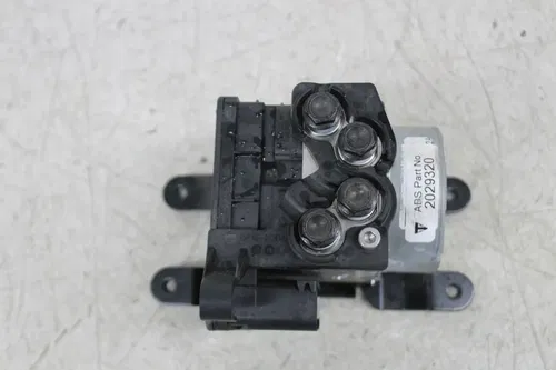23-24 TRIUMPH STREET TRIPLE 765 ABS PUMP UNIT MODULE