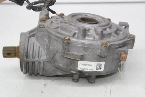 19 Polaris Rzr Xp 1000 front Differential Pumpkin (see descp)
