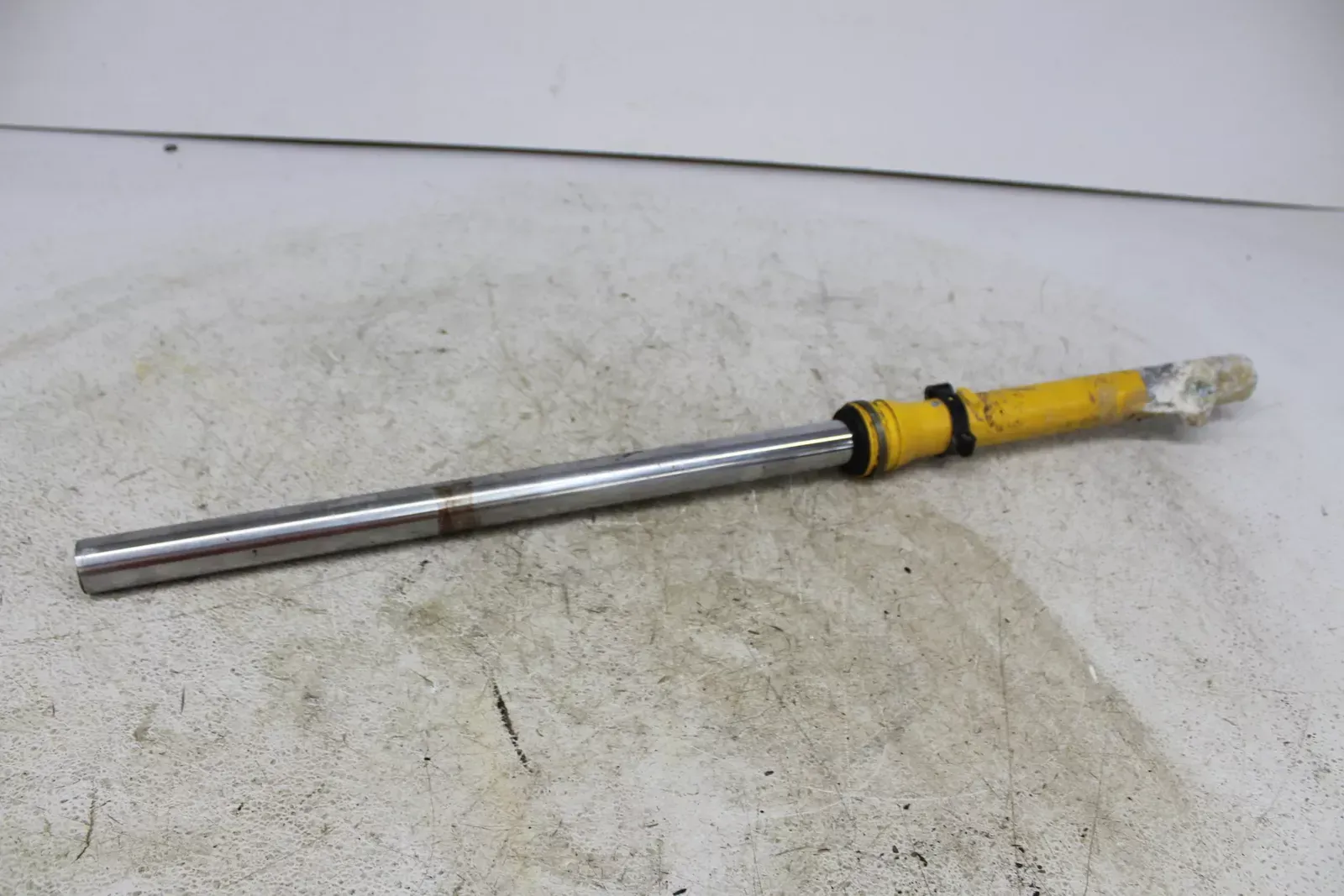 1986 SUZUKI DR200 FRONT LEFT SUSPENSION FORK SHOCK