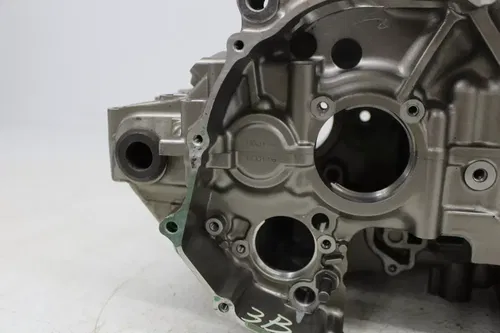 1998 HONDA VTR1000F SUPER HAWK ENGINE MOTOR CRANKCASE CRANK CASES BLOCK