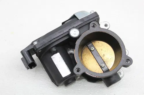 18-20 HARLEY-DAVIDSON STREET BOB FXBB 107 THROTTLE BODY BODIES