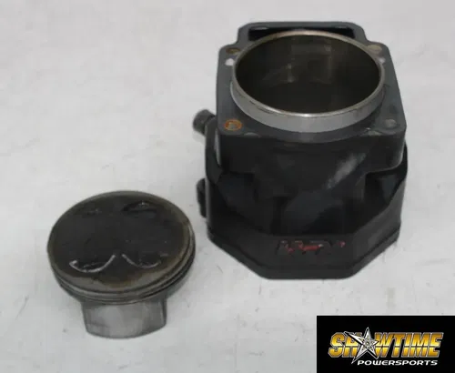 01 KTM 640 DUKE II ENGINE MOTOR CYLINDER JUG PISTON BLOCK