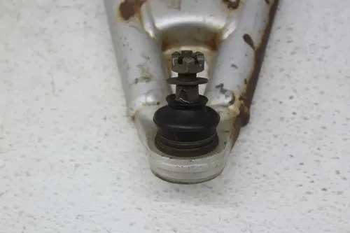 2001 YAMAHA RAPTOR 660R YFM660R FRONT LOWER RIGHT CONTROL A ARM