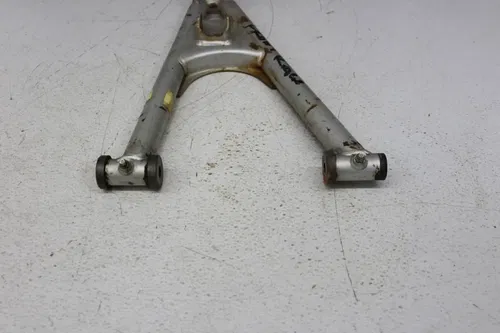 2001 YAMAHA RAPTOR 660R YFM660R FRONT LOWER RIGHT CONTROL A ARM