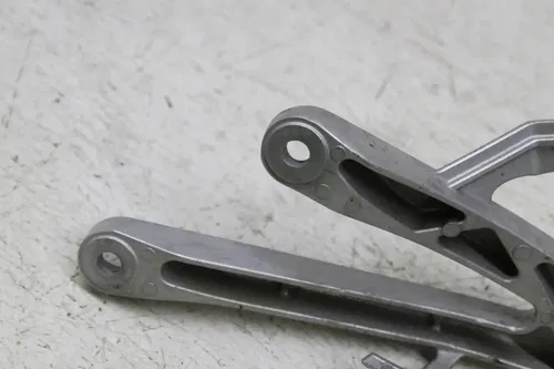 2007 Honda CBR600RR REAR BACK PASSENGER PEG SET PAIR