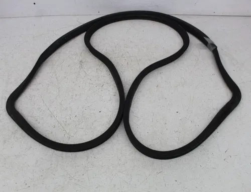 97-04 CHEVROLET CORVETTE C5 HATCH WEATHER STRIP STRIPPING SEAL