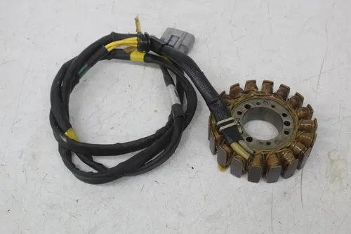 16 Can-am Commander 800r Xt Engine Motor Stator Generator cover