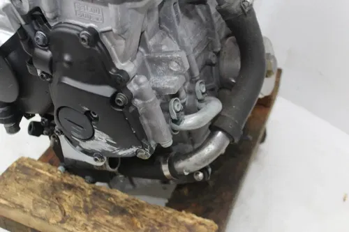 03-05 YAMAHA YZF R6 ENGINE MOTOR CYLINDER HEAD CASES CRANK SHAFT *TESTED*