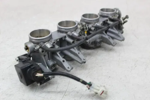05-06 SUZUKI GSXR1000 THROTTLE BODY BODIES
