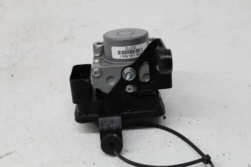 17-20 KAWASAKI Z900 ZR900 ABS PUMP UNIT MODULE