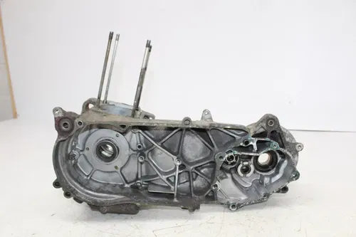 1985 HONDA ELITE 250 CH250 ENGINE MOTOR CRANKCASE CRANK CASES BLOCK