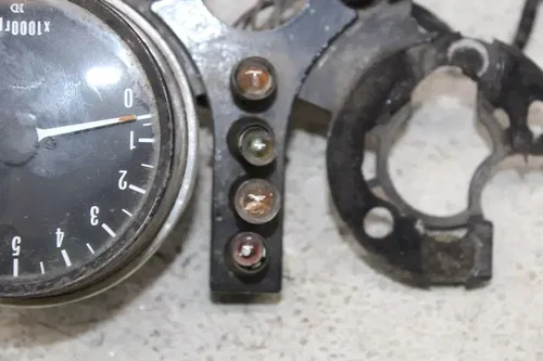 1976 KAWASAKI KZ750B SPEEDO TACH GAUGES DISPLAY TACHOMETER W/ BRACKET