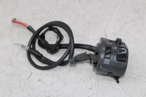 09-14 DUCATI MONSTER 696 LEFT CLIP ON HANDLE HORN SIGNALS SWITCH SWITCHES (READ)