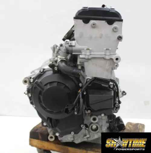 21-24 KAWASAKI NINJA ZX10R ENGINE MOTOR CYLINDER HEAD CASE TRANSMISSION *TESTED*