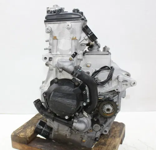 21-24 KAWASAKI NINJA ZX10R ENGINE MOTOR CYLINDER HEAD CASE TRANSMISSION *TESTED*