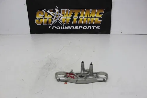 97 YAMAHA YZF1000 FORKS UPPER TRIPLE TREE CLAMP