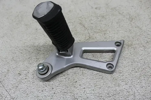 1992 SUZUKI KATANA 1100 GSX1100F REAR BACK PASSENGER PEG SET PAIR