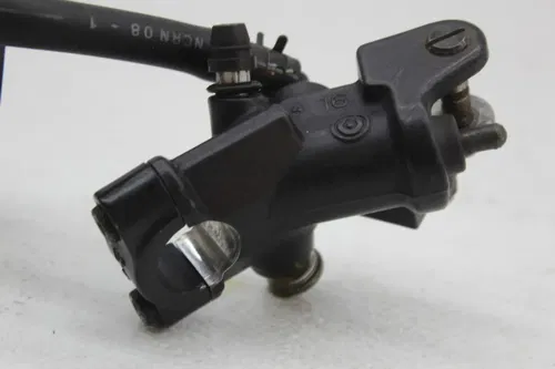 08-16 YAMAHA YZF R6 BREMBO FRONT BRAKE MASTER CYLINDER W/ RESERVOIR