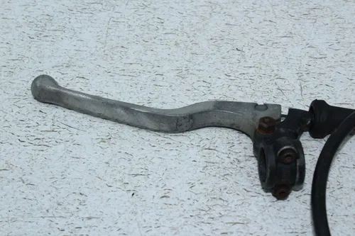 90 SUZUKI DR250S CLUTCH PERCH MOUNT WITH LEVER