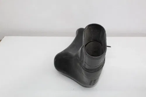 01-07 SUZUKI HAYABUSA RIGHT LEFT RAM AIR INTAKE DUCTS PAIR