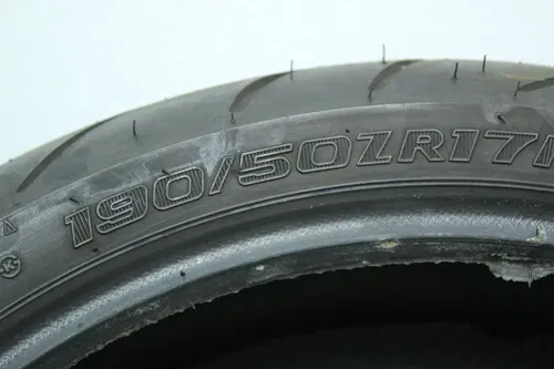 SHINKO ADVANCE 005 190/50 ZR17 M/C 73W REAR BACK TIRE (TREAD:5/32NDS)