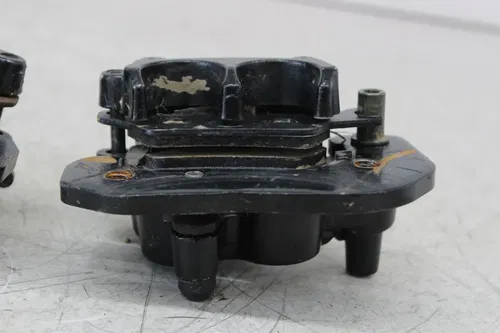 16 CAN-AM RENEGADE 1000R 4X4 XMR DPS REAR BACK LEFT RIGHT BRAKE CALIPER PAIR