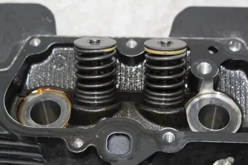 07-08 YAMAHA ROADLINER XV1900 ENGINE REAR CYLINDER HEAD VALVES COVER