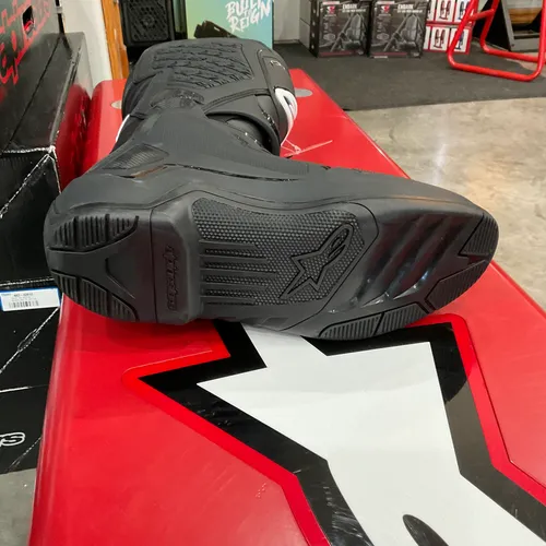 Alpinestars Tech 5 Black MX riding boot