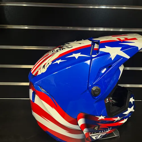 Fly Racing Helmets - Size M