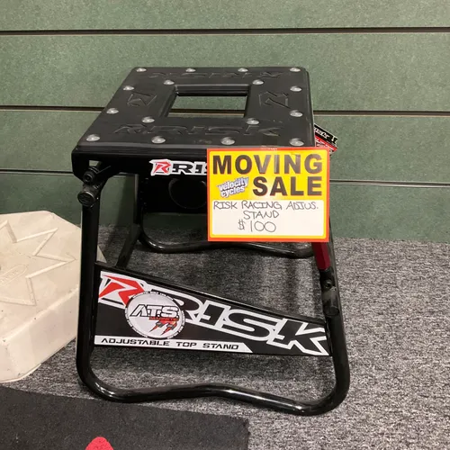 Risk Racing Adjustable Stand