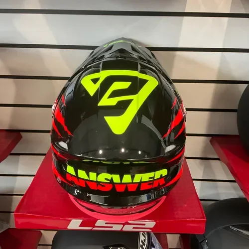New Answer AR1 Helmet - Size Youth Small