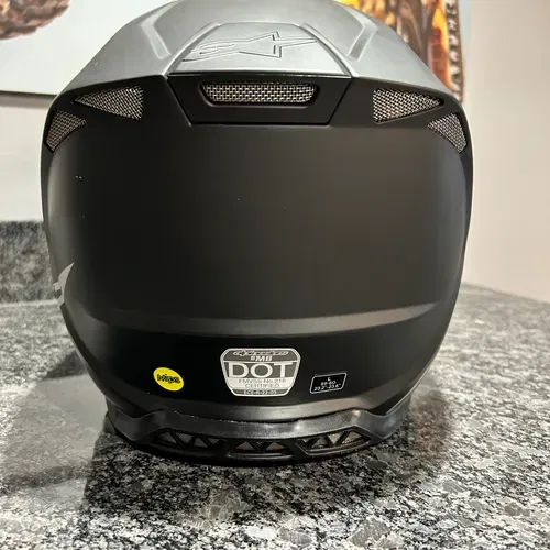 ALPINESTARS SUPERTECH SM8 HELMET MATTE BLACK LG