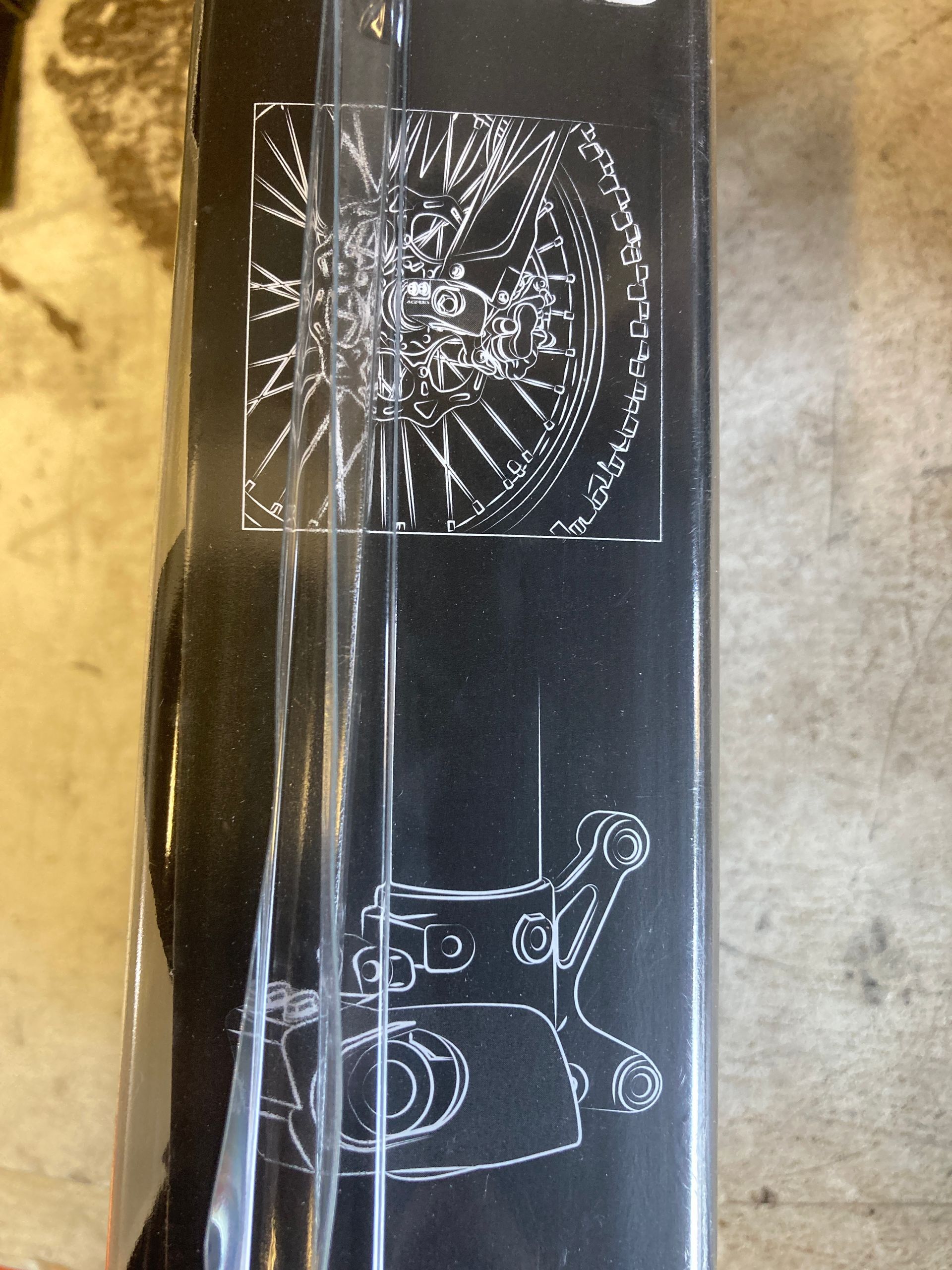 FORK SHOE COVER YAMAHA
YZ WR125 08-18 YZ/WR250 08-18
YZF250/450 07-18