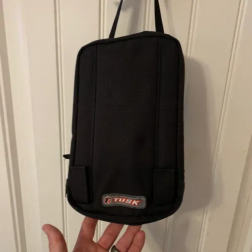 Tusk Front Fender Bag/tube Holder