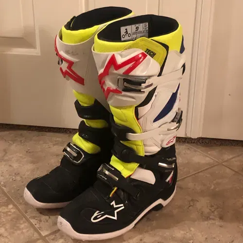 Alpinestars Tech 7 Boots - Size 9