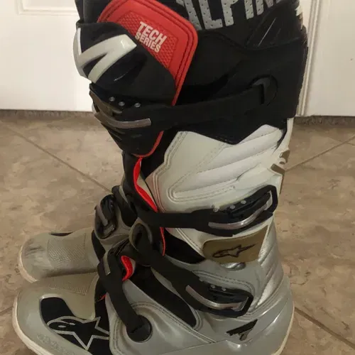 Alpinestars Tech 7 Boots - Size 9