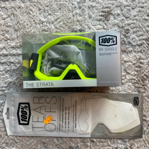 100% Goggles (with 50 Tear Offs)