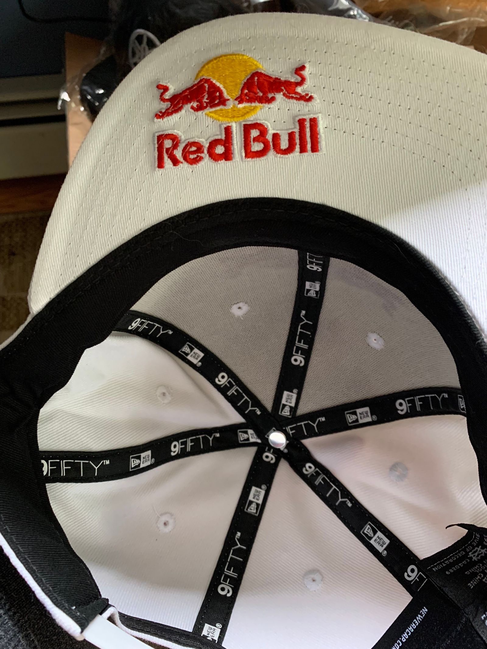 NEW!! Red Bull Athlete Only !!