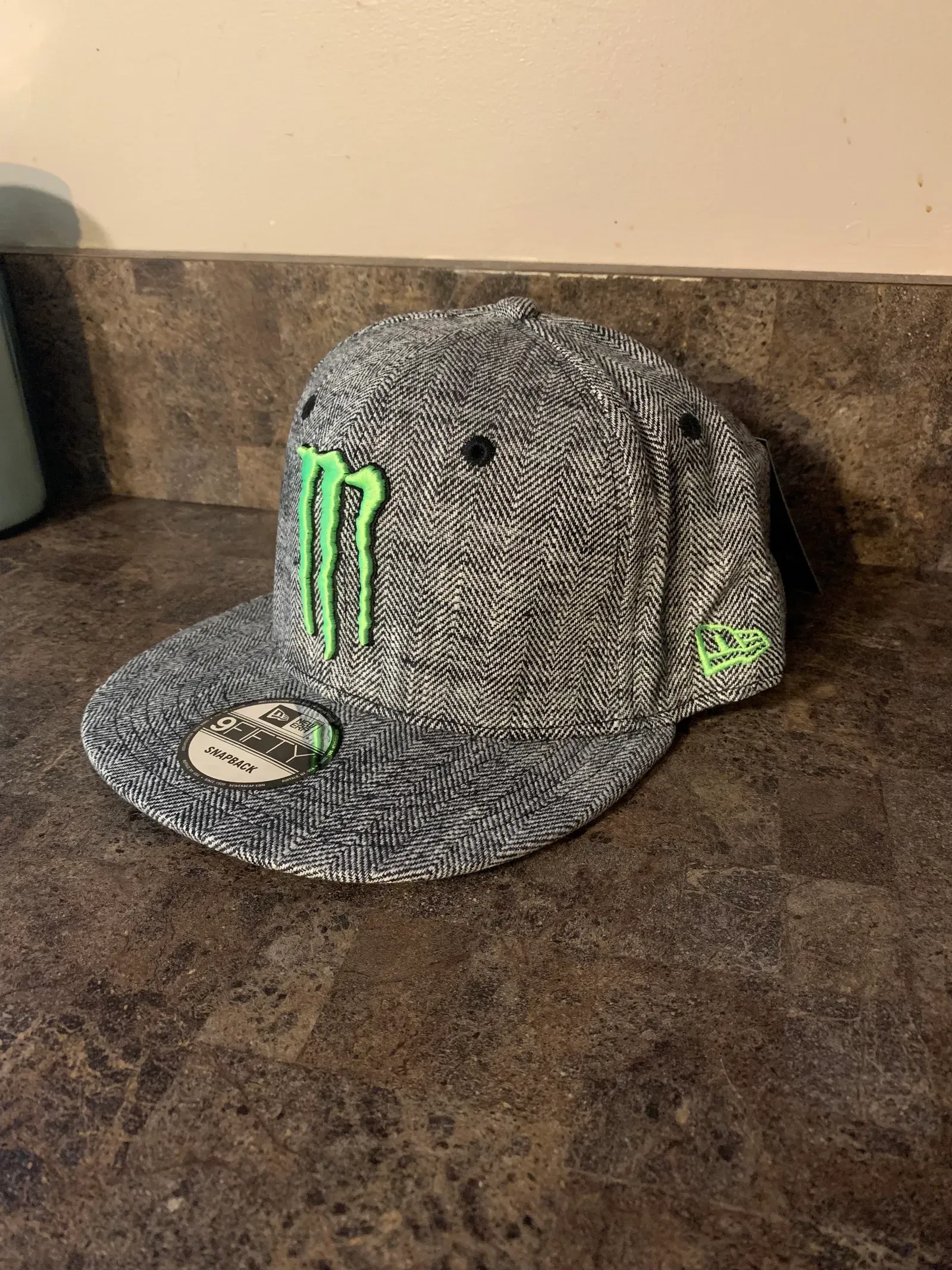 Monster Energy New Era 9Fifty Athlete Snapback Hat Cap **NEW**